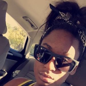 Meet your Posher, Jonelle